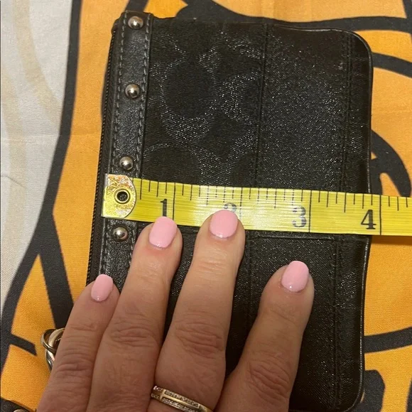 Coach Vintage Black Signature Jacquard Studded Wristlet. #42015 - Picture 11 of 11